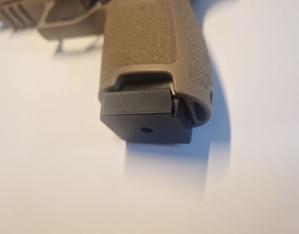 SIG P320 Magazin Bodenerweiterung 11